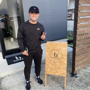 B-coffeeにて