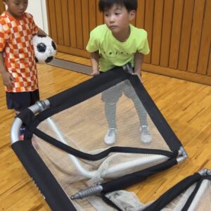 手綱を