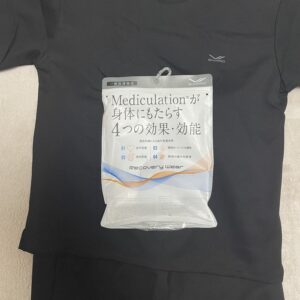 突き抜ける
